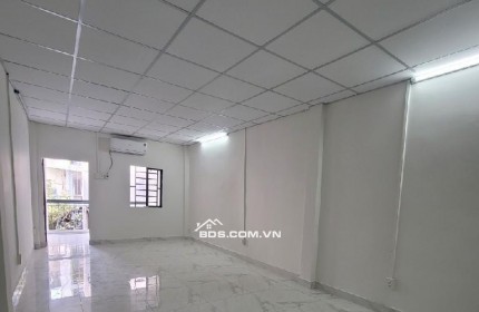 Bán nhà  62m2  Trần Quang Diệu quận 3. Chỉ 100tr/m. Giá 6.7 tỷ ( thương lượng)